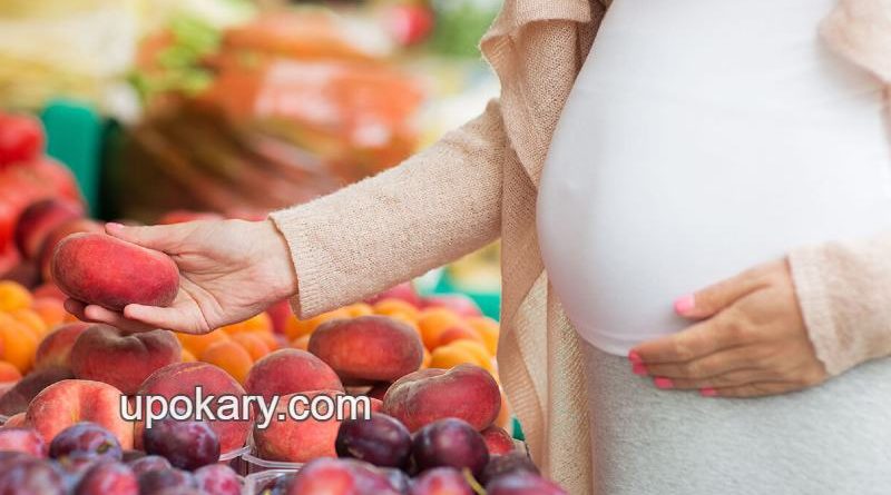 pregnant-women-fruits