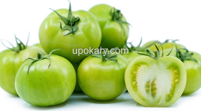 healthy green tomato